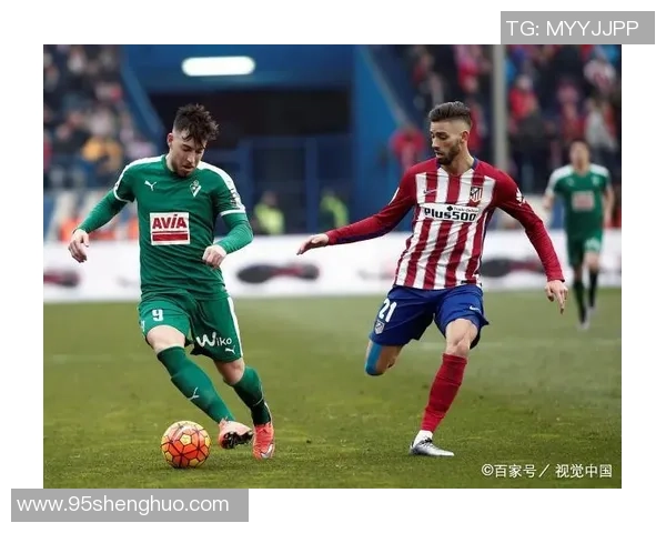 重庆足球队的耐力挑战与发展探讨聚焦球队未来的竞技状态与训练策略 重庆足球队的耐力挑战与发展探讨聚焦球队未来的竞技状态与训练策略